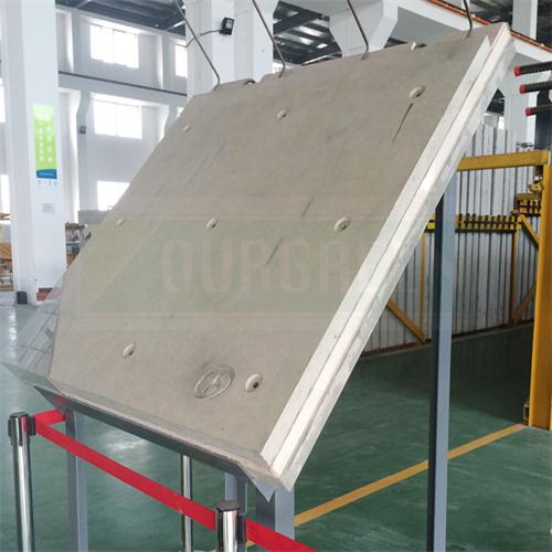 如何防止擠塑板出現(xiàn)滲漏的現(xiàn)象呢？